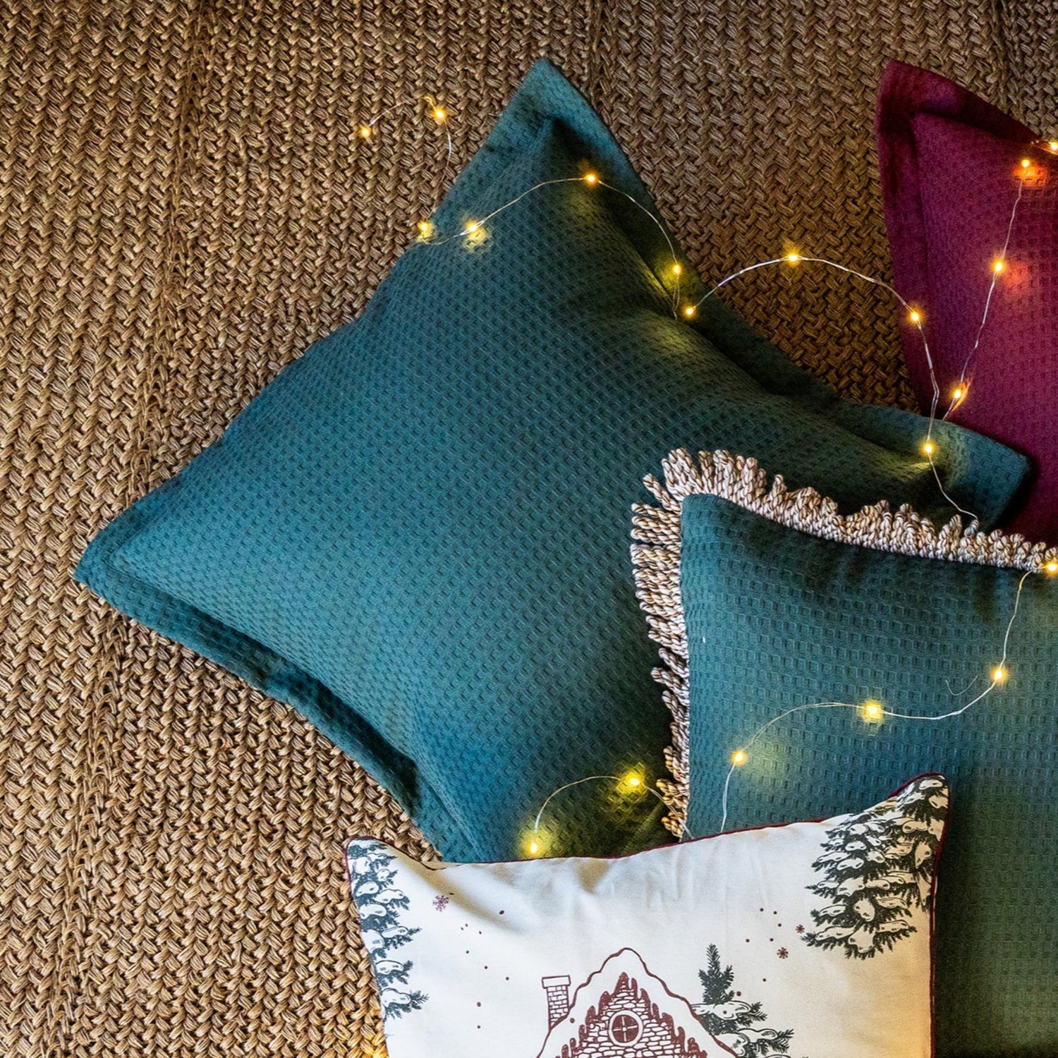 Funda piquet para cojín con pestañas Verde