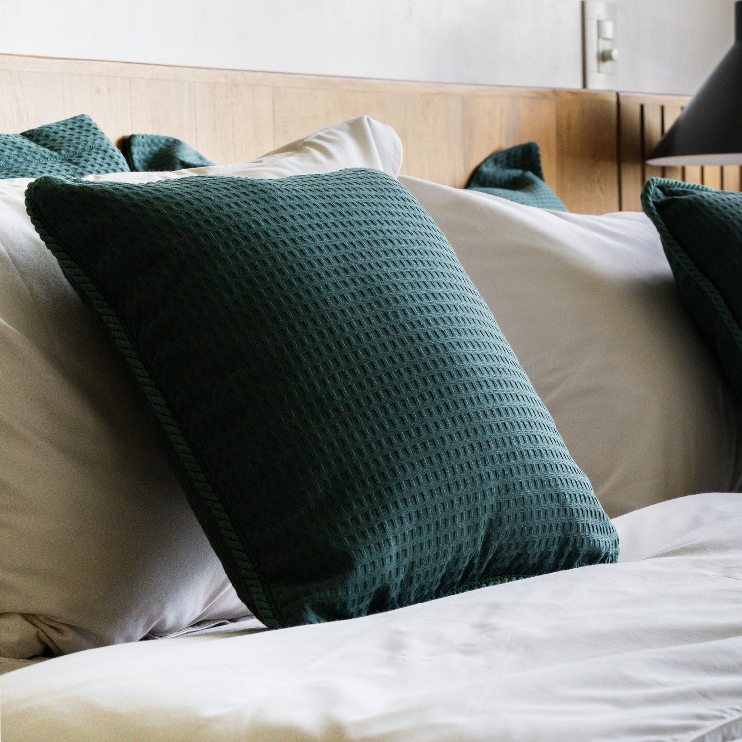 Funda piquet para cojín con cordón Verde