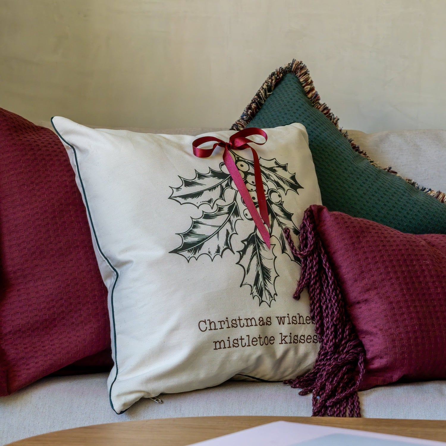 Funda decorativa para cojín navideña Muérdago