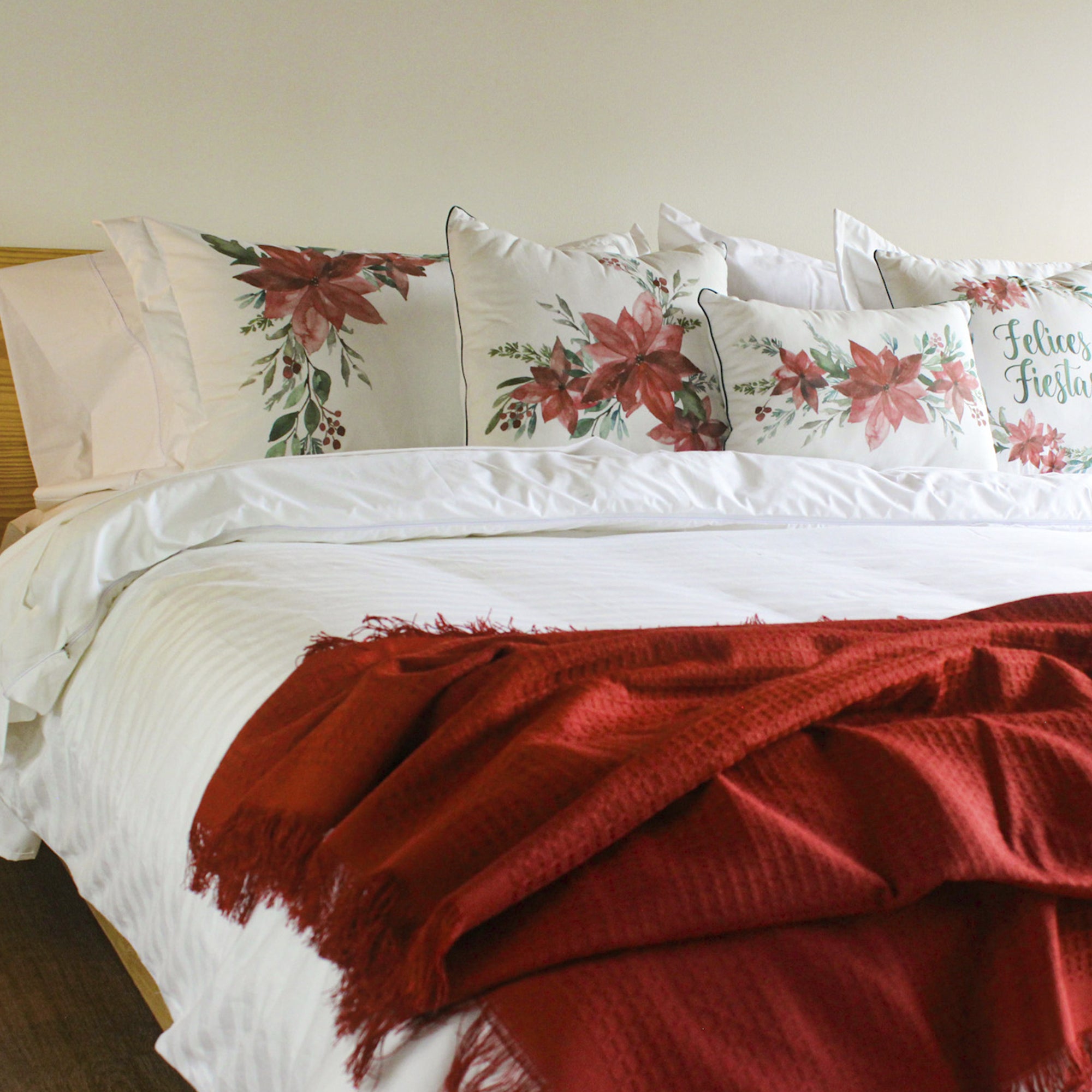 Juego x2 almohadones Aquarela Poinsetias