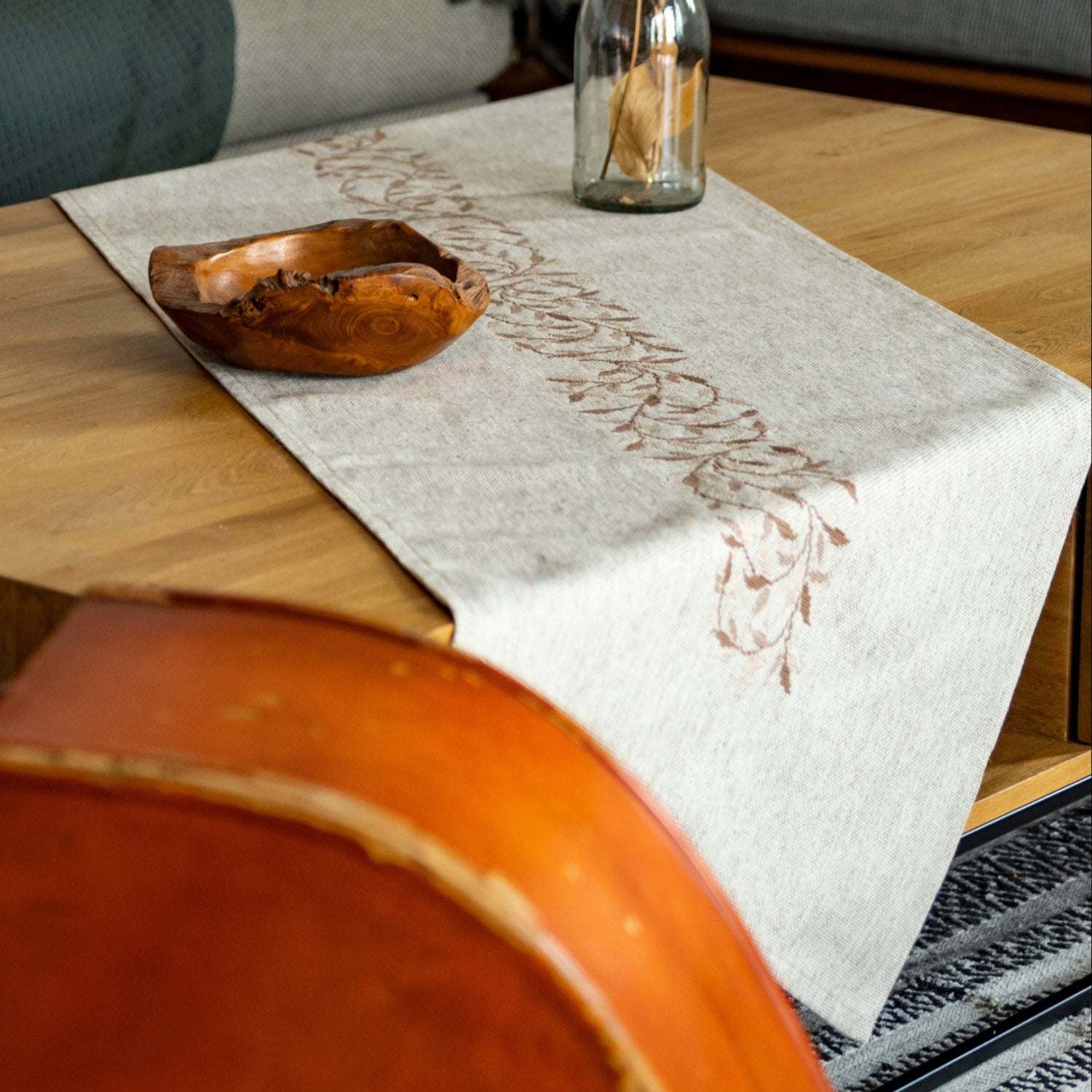 Camino de mesa para bordar en Lino