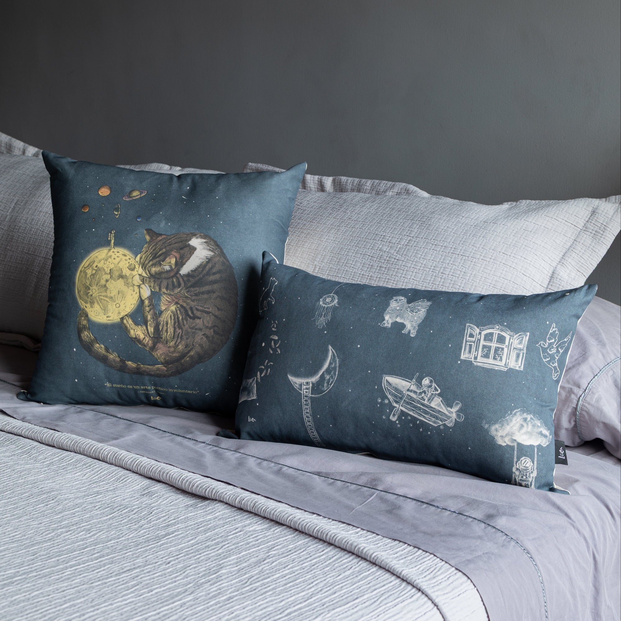 Funda Cojin Cuadrada Ilustrada Durmiente By Leen