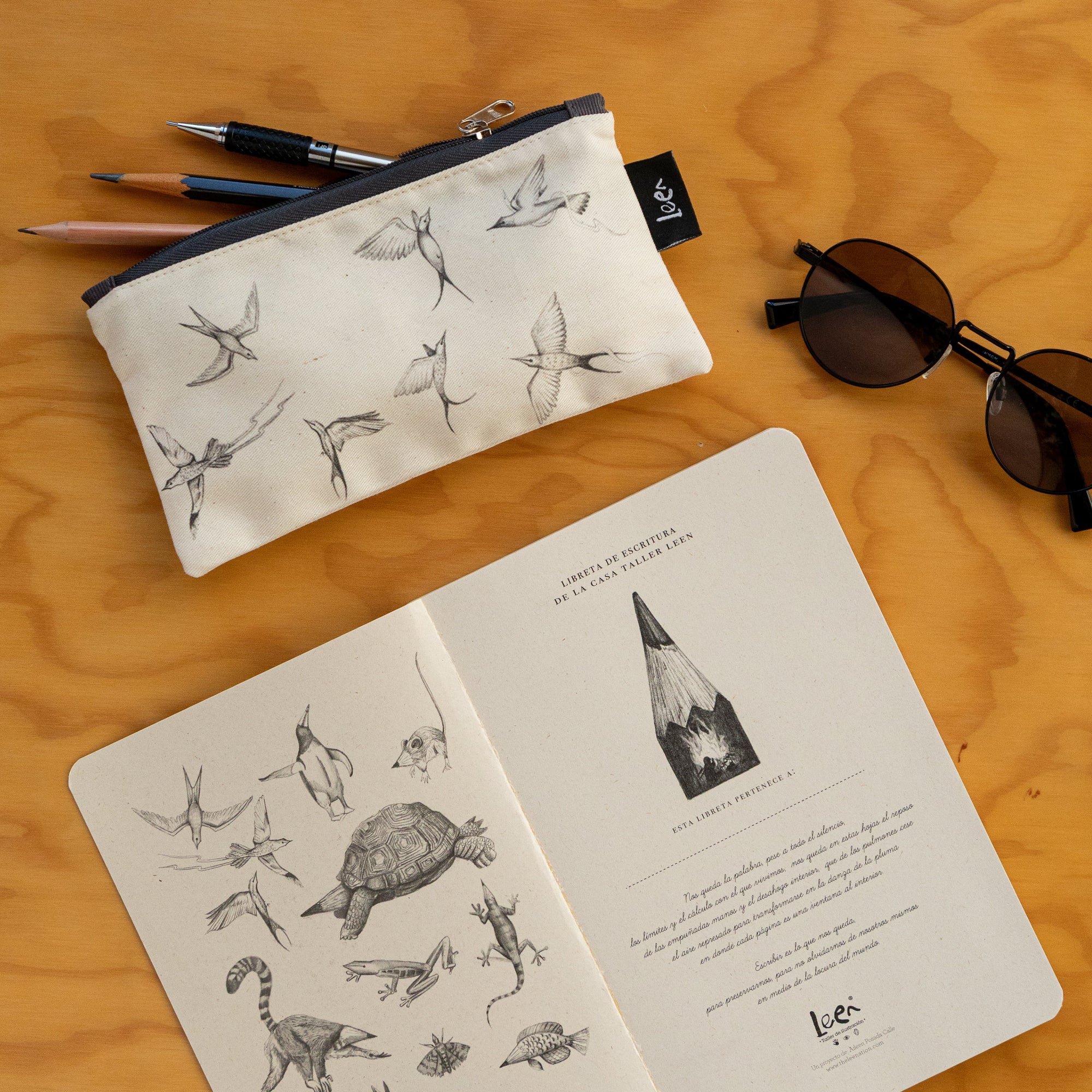 Mini Cartuchera Ilustrada Lapiz Pajaros By Leen