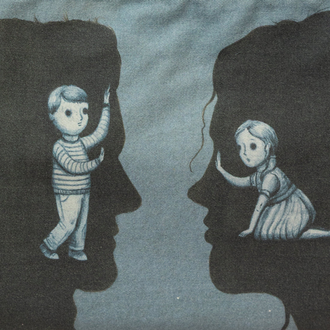 Portaútiles Ilustrado Adentro By Leen