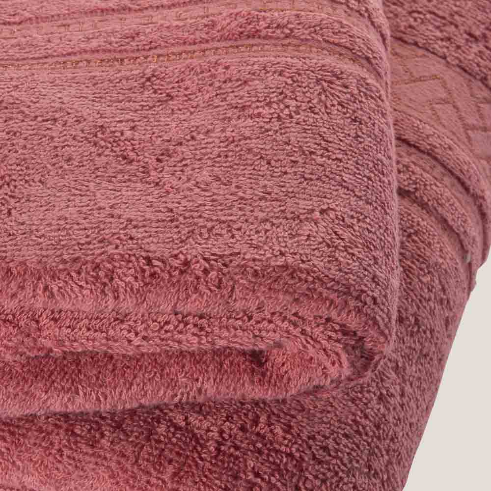 Toalla de baño Viena de algodón de 400 gr/m2 color carmín
