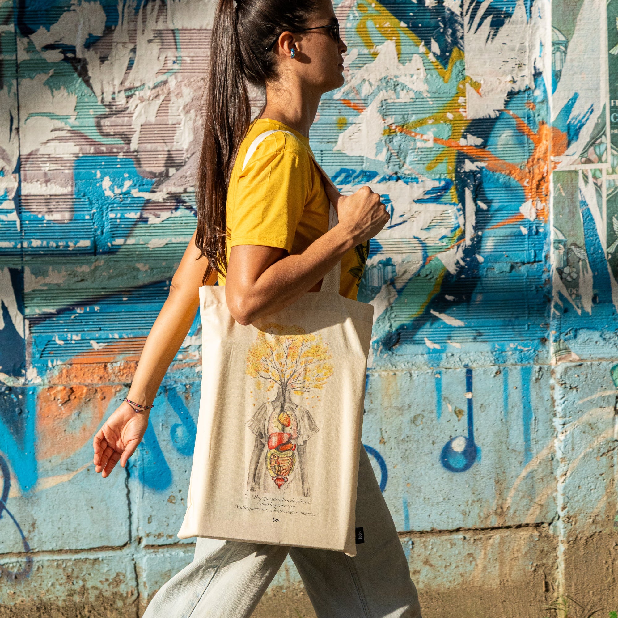 Tote Bag Ilustrada Mujer Guayacan By Leen