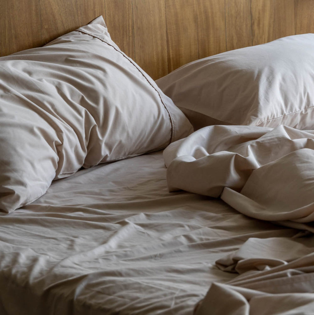 Juego de sábanas Lumiere 200 hilos 100% algodón Amendoa