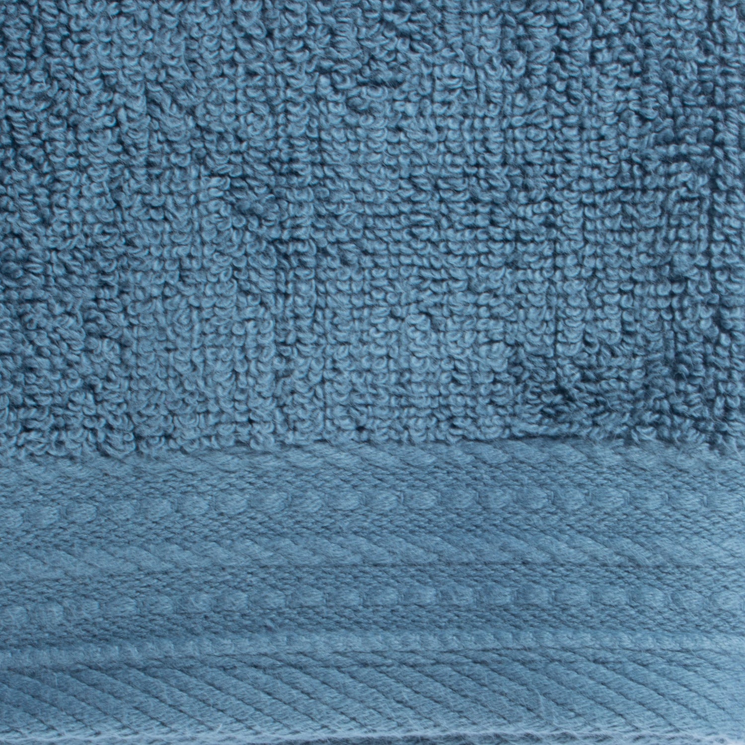 Toalla de baño Imperial 100% algodón 450 gramos azul báltico