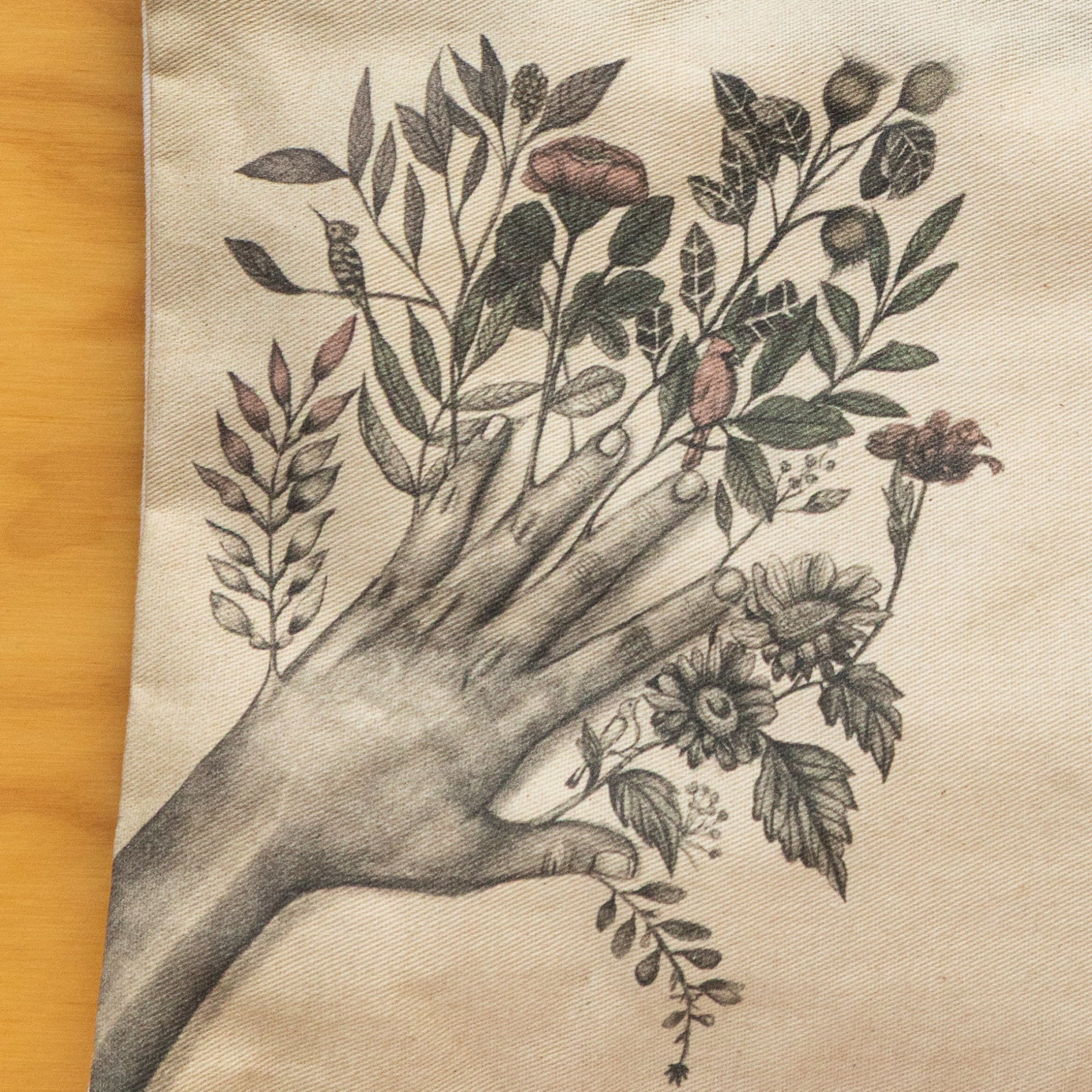 Portaútiles Ilustrado Manos Flores By Leen