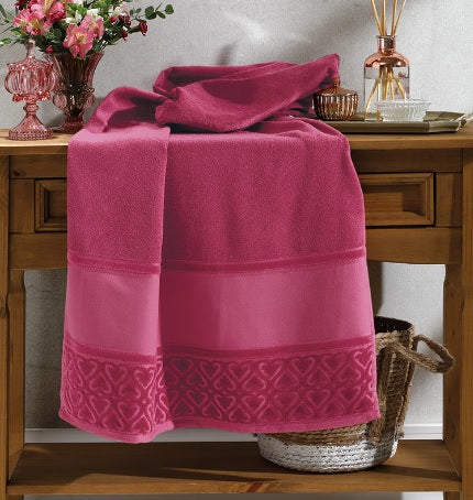 Toalla para bordar Softbella 100% algodón de 500 gramos Carmin